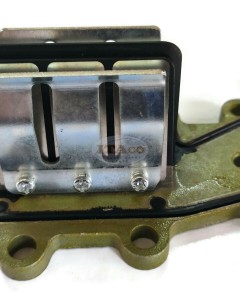 Boat Motor 6E7-13610-71 70 Intake Reed Retainer Valve Assy for Yamaha Outboard 9.9HP 15HP before 1995 2-stroke